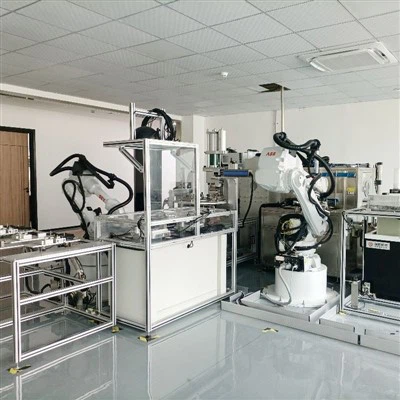 Potpuno automatski sistem za livenje zlatnih ingota